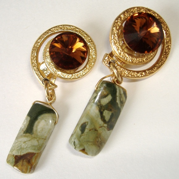 Chunky Amber Green Earrings Swarovski Crystal Gemstones Handmade Clip On New - Picture 1 of 7